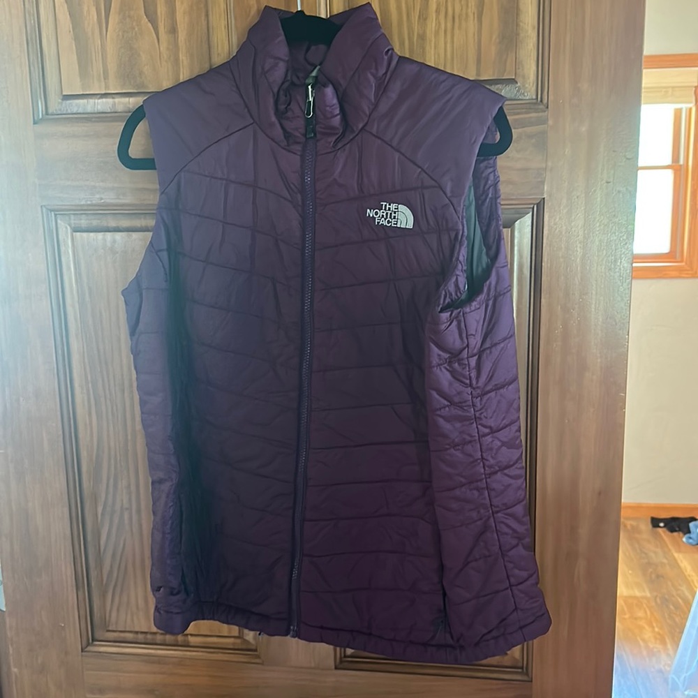 Thin puffer vest